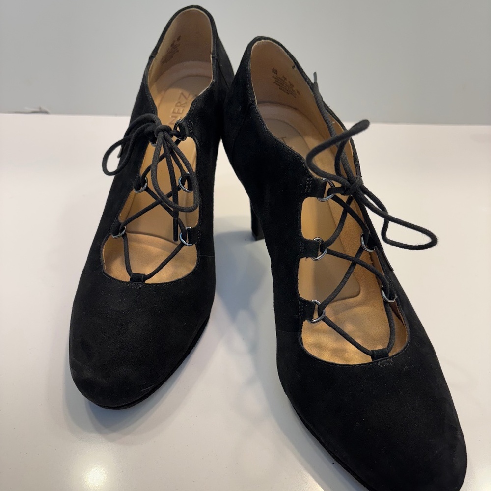 Naturalizer Macie Black Lace-Up Heels Women’s Size 9M Suede-Like Pumps